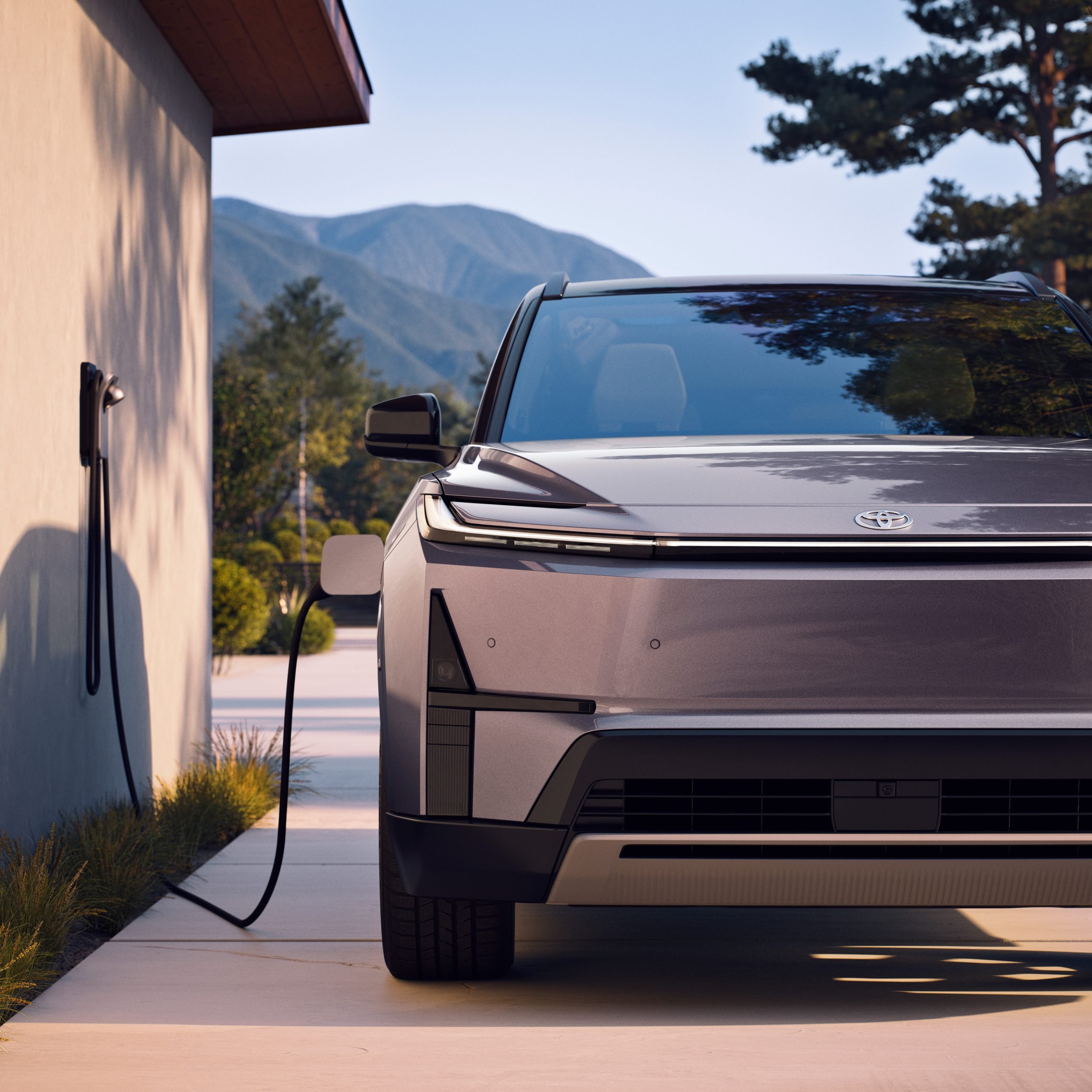 2027 Toyota Highlander Limited Spellbound 2 Tone