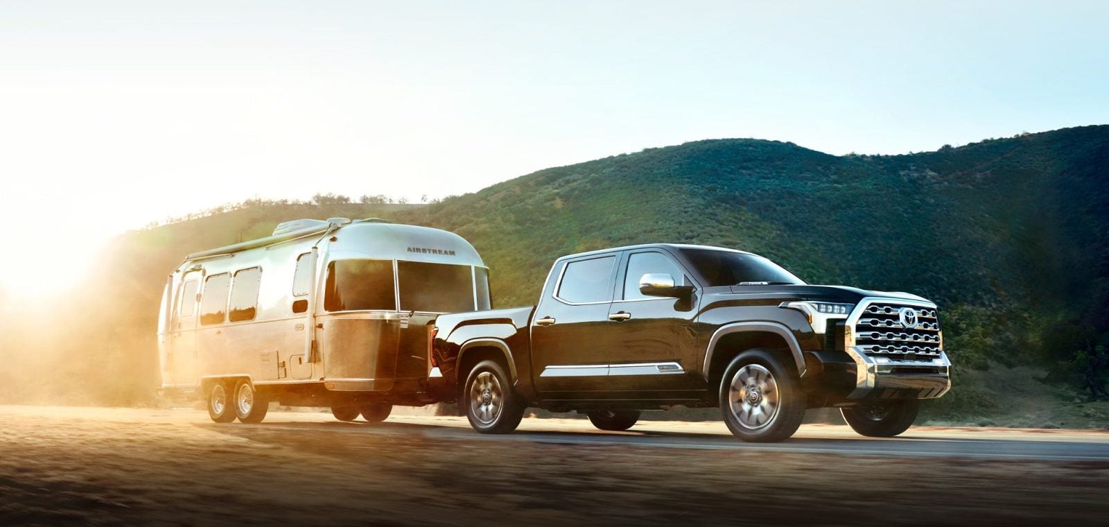 Tundra-Hybrid-TRDPro-White