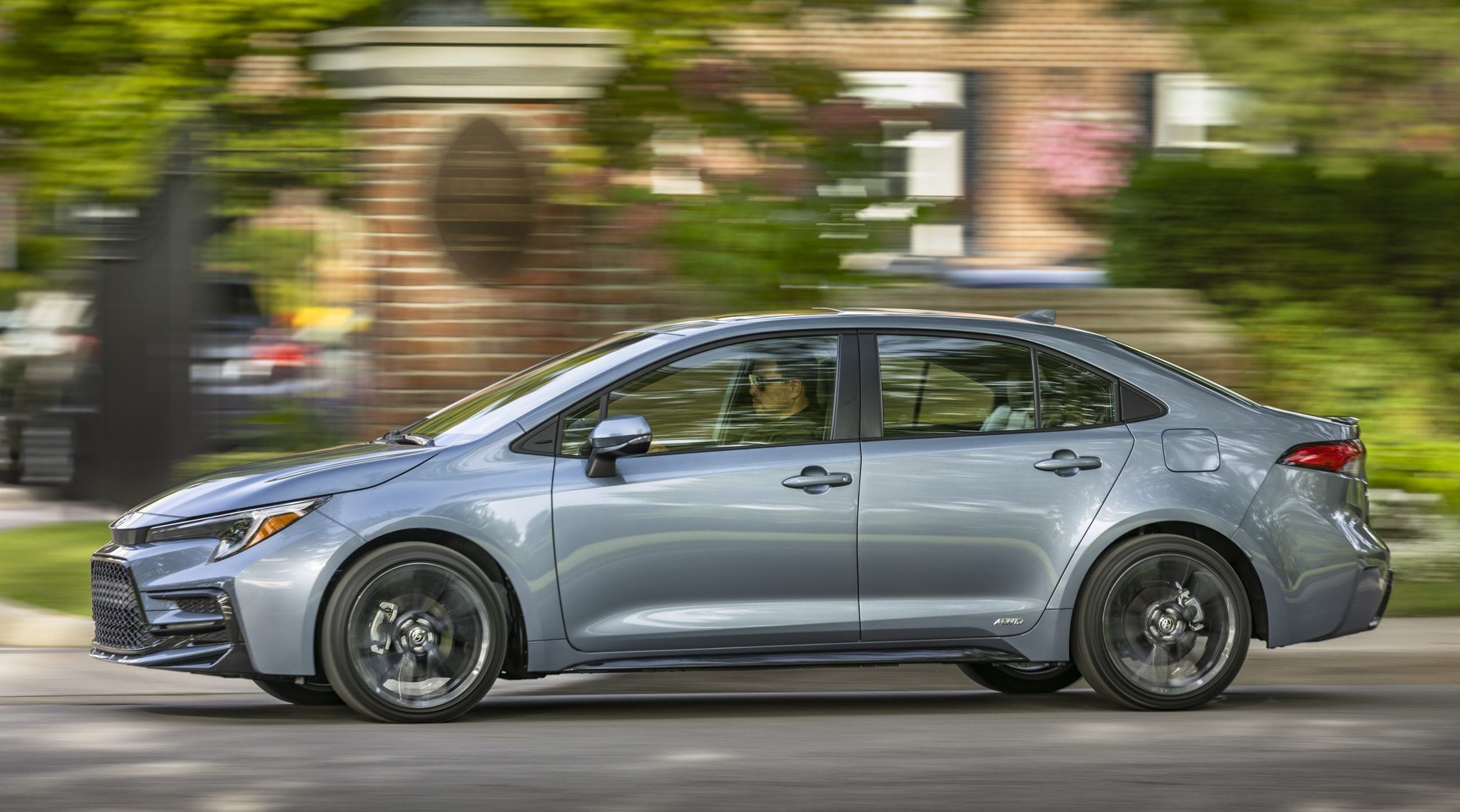 Corolla XSE Hybrid