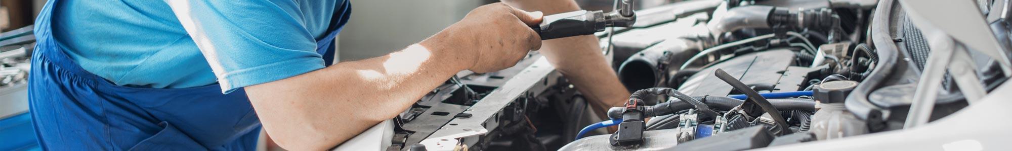 Toyota Service Department in Winnipeg, MB | Jim Pattison Toyota on Regent