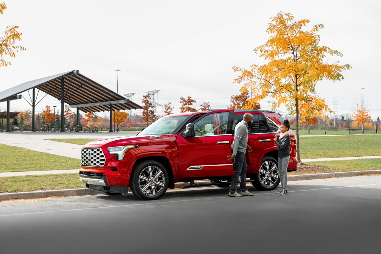 2024 Toyota Sequoia vs. 2024 Ford Expedition: Which is Right For You ...
