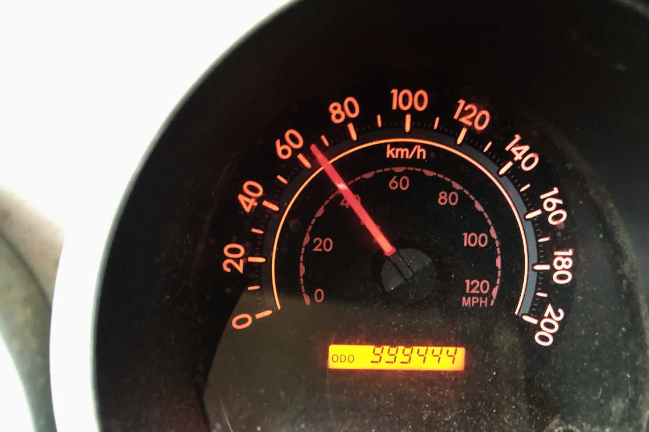 The odometer reading on Arthur's Toyota Tundra, reading 999,444 kilometres.