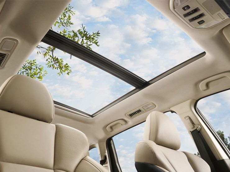 Vue intérieure du toit vitré du Subaru Ascent 2020