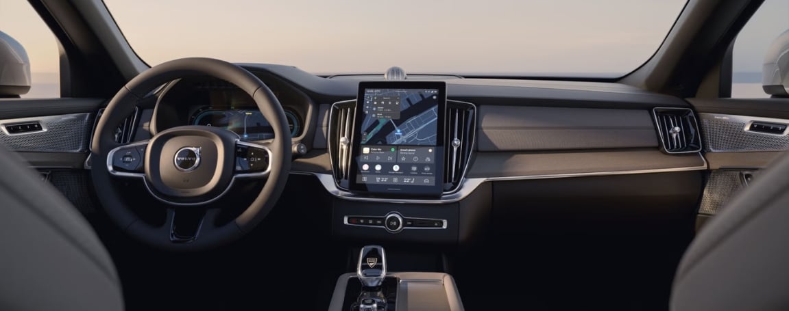 Power Meets Peace of Mind: Inside the 2025 Volvo XC90 Hybrid’s Smart Safety and Tech